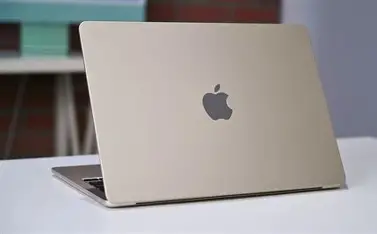 Apple Laptop